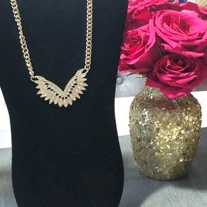 Gold & rhinestone necklace